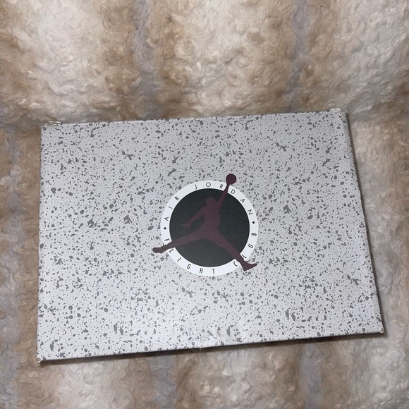 Jordan Retro 5 SE (gs) - Picture 15 of 16